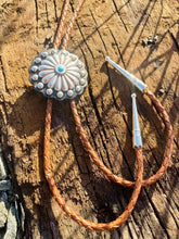 Load image into Gallery viewer, Turquoise Bolo Tie
